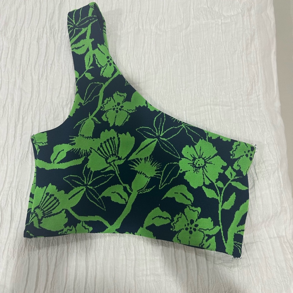 Zara Green and Black One-Shoulder Floral Crop Top